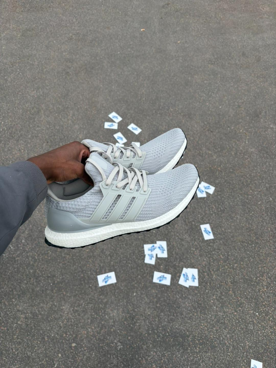 Boost Running Shoes Grå/Vit
